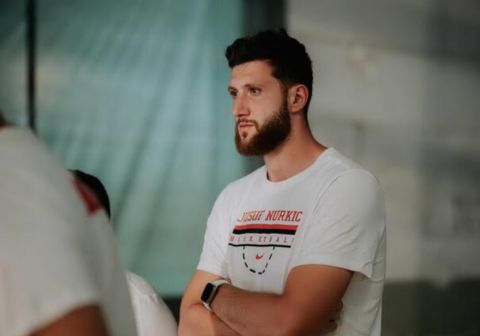 Von der NBA nach Srebrenica: Jusuf Nurkićs Engagement für eine bessere Zukunft