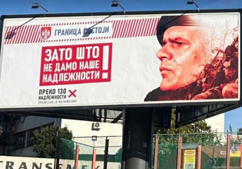 Umstrittene militärische Plakate in Banja Luka erhitzen die Gemüter in Bosnien